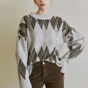 YAN13 Beige Argyle Mock Neck Sweater